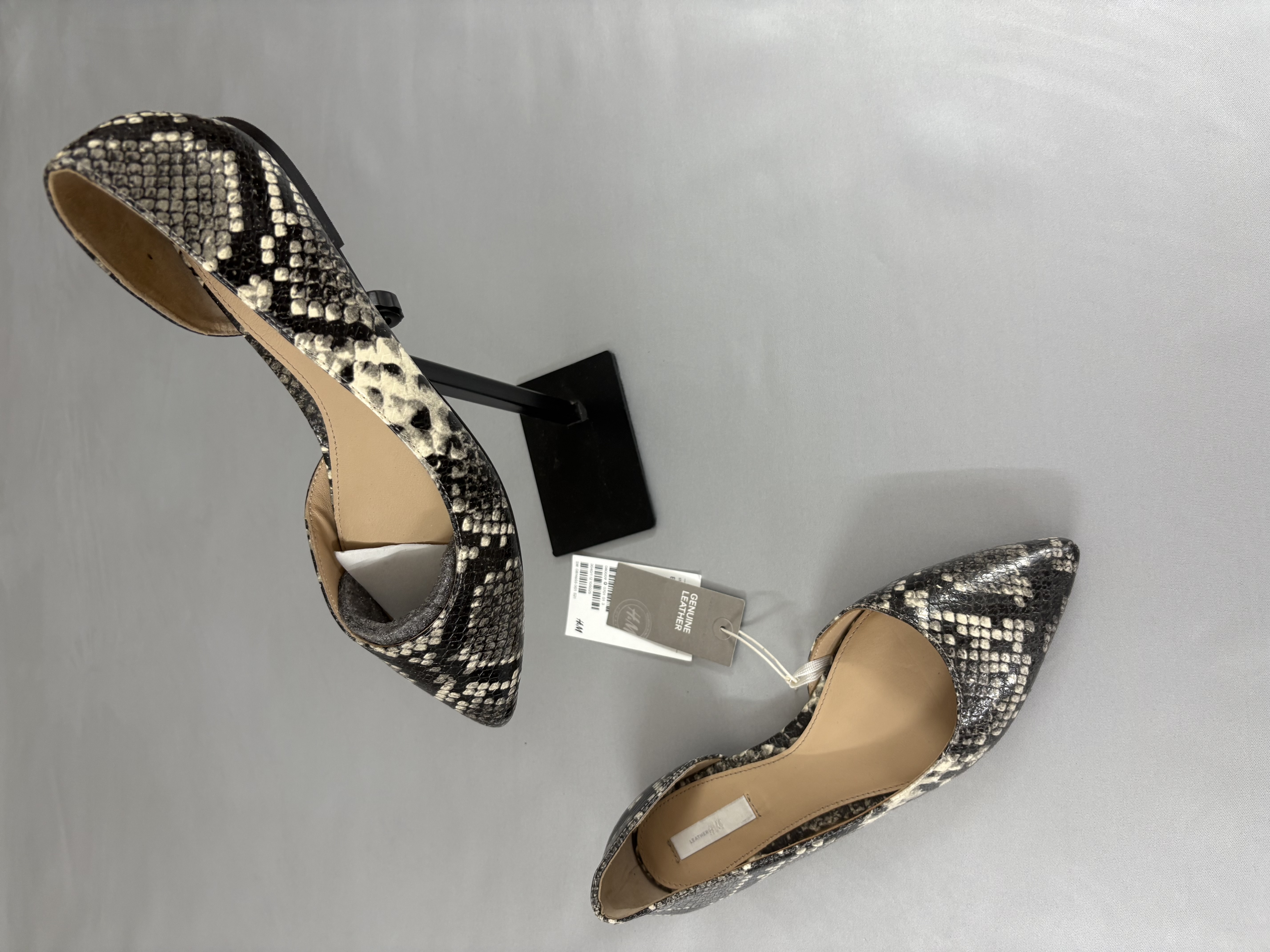 کفش عروسکی H&M چرم طبیعی